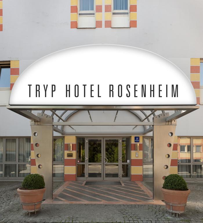 Tryp By Wyndham Rosenheim Hotell Exteriör bild